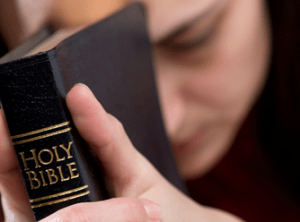 PIC.woman-praying-Bible